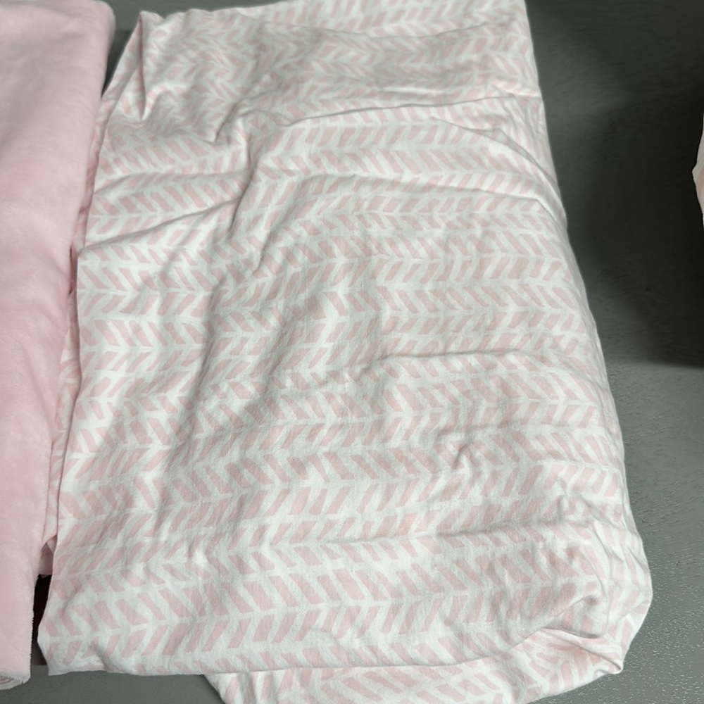 Pottery Barn Kids Crib Sheets - Picture 2 of 3